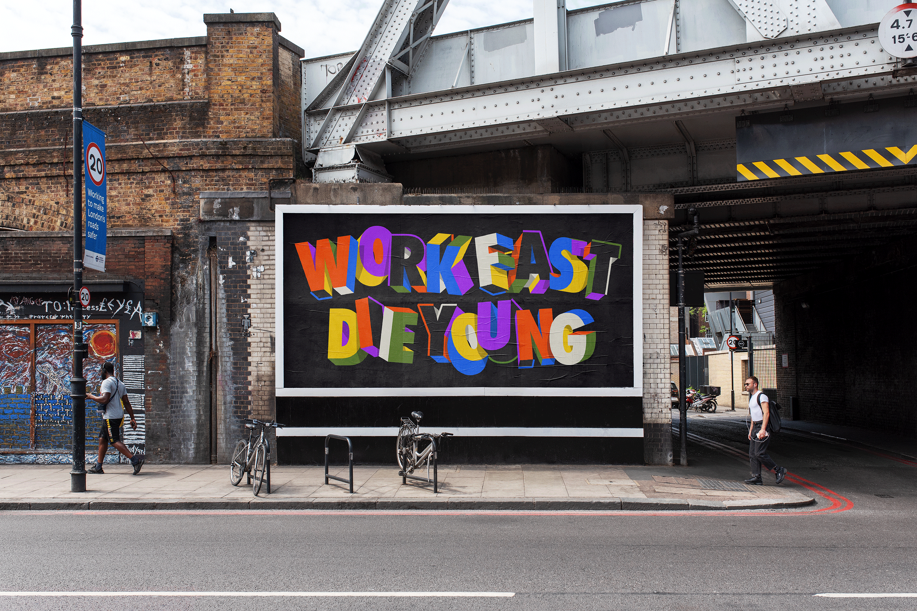 222_billboard_urban_poster_mockup